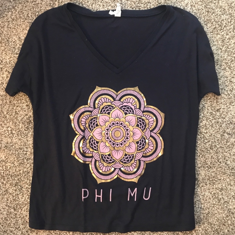 Phi Mu Bella V- neck with Flower design
